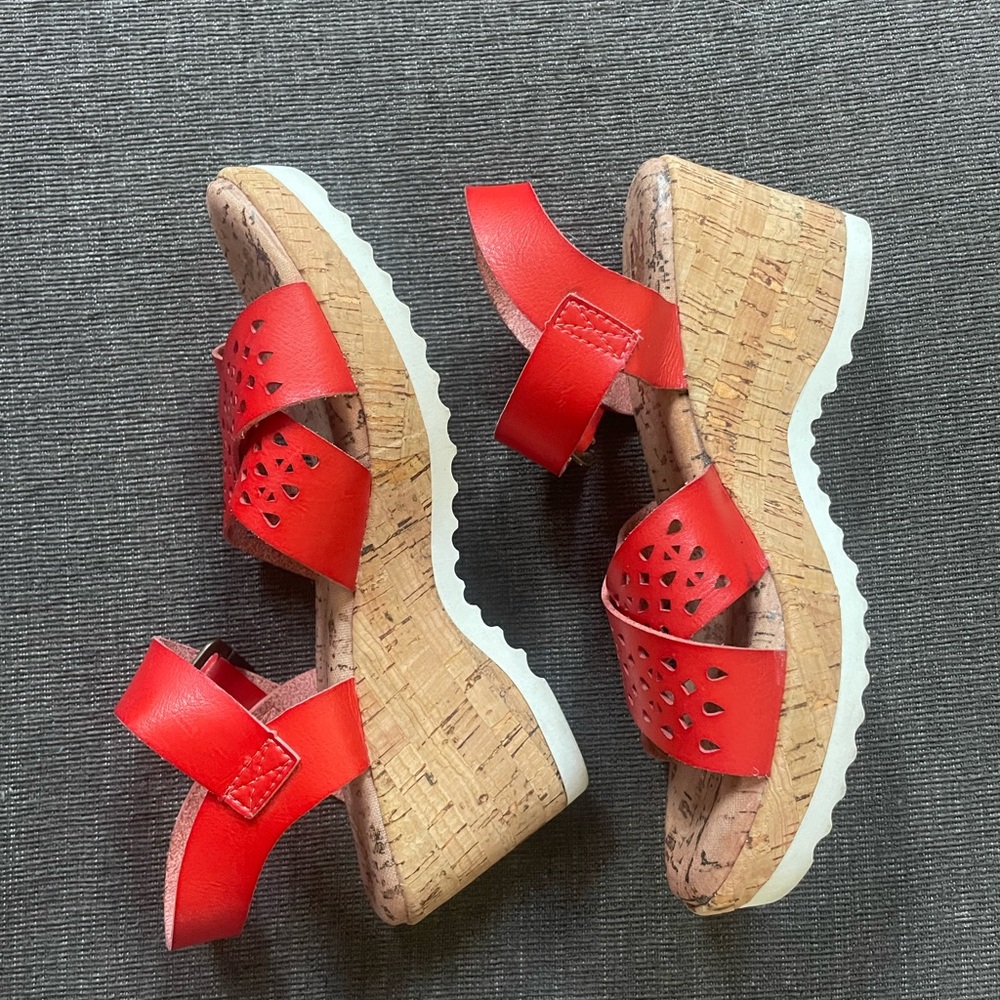 Skechers Cali Women's Bohemias Urban Pixie Wedge Sandals shoes red memory foam 6 - Picture 6 of 10